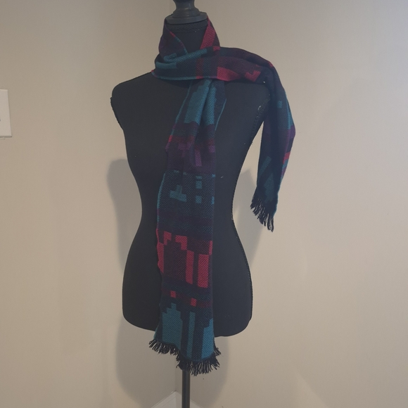 Colorful Geometric Pattern Scarf - Picture 1 of 4